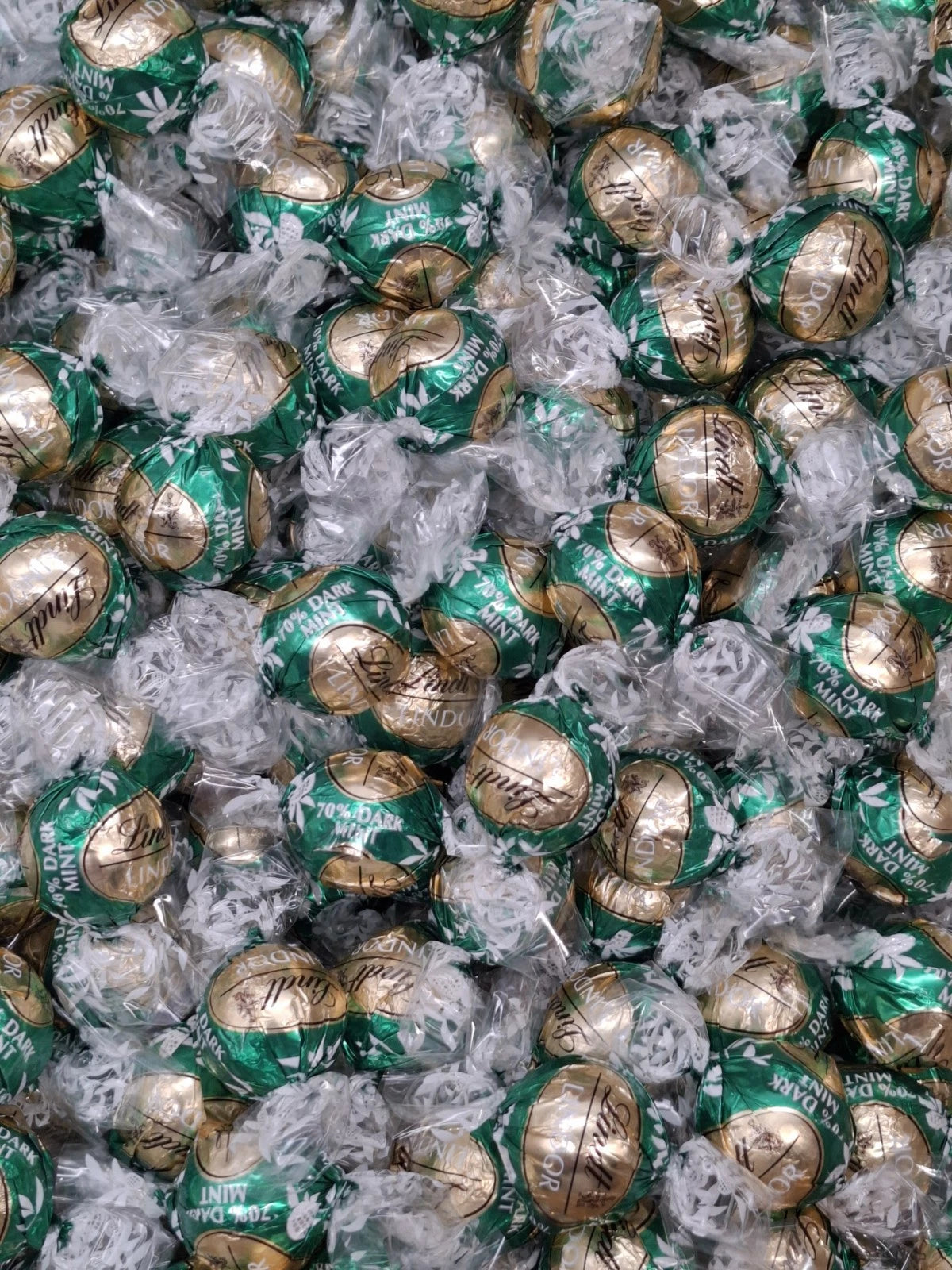 500gr. Lindt Lindorkugeln Sorte Pfefferminze 70% Kakaogehalt ( 1000gr./ 23,58€ ) (Kopie)