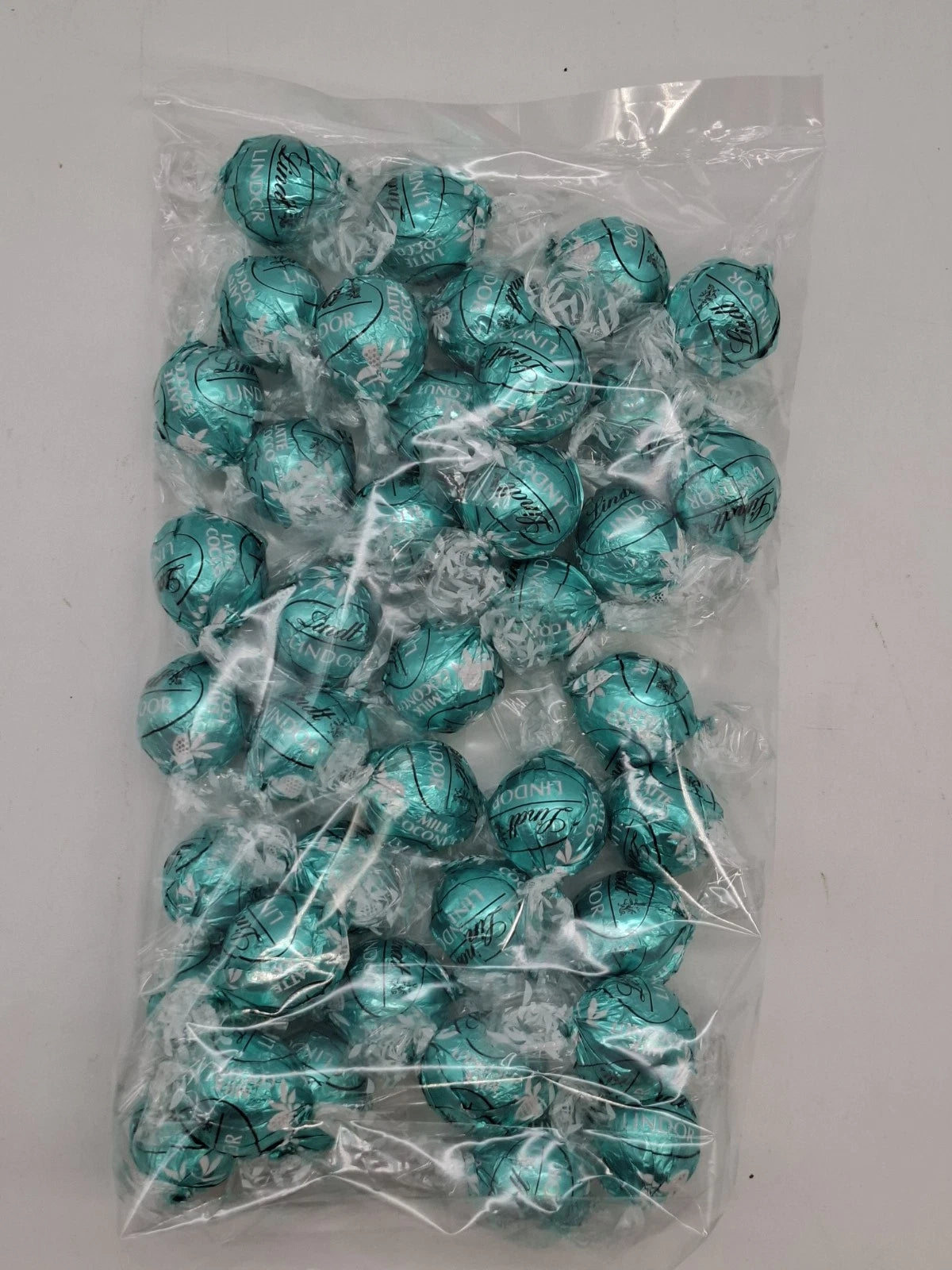 500gr. Lindt Lindorkugeln Cocos (1000gr./25,98€)