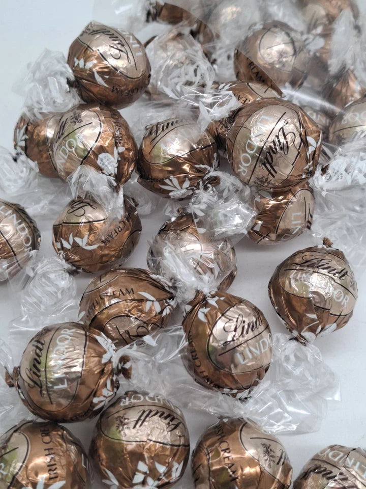 1000gr. Lindt Lindorkugeln Sorte Irish Cream ( 1000gr./ 24,98€ )